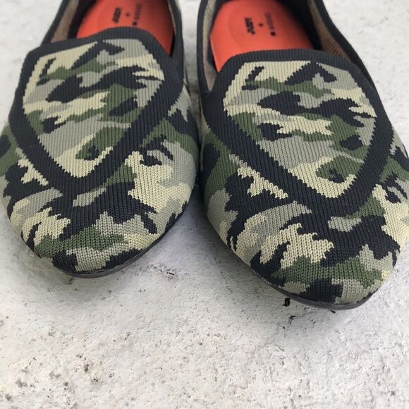 Judy + Birdies  - Picture 4 of 8